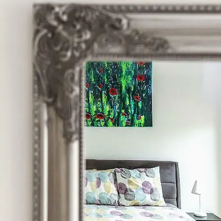 Perfect Apartment *
