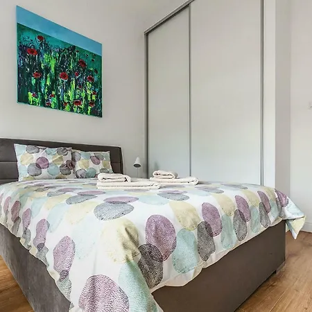 Apartment Perfect *